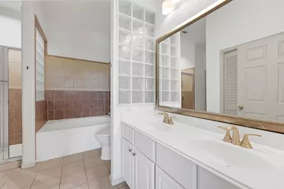 1441 East Street #305, Houston, TX 77007 - Photo 8