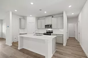 10711 Blocker Ct, Bryan, TX 77801 - Photo 6