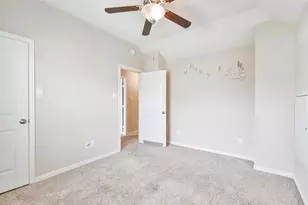 2245 Maple Point Dr N, Conroe, TX 77301 - Photo 18
