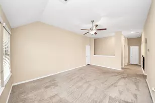 8227 Broadleaf Ave, Baytown, TX 77521 - Photo 28