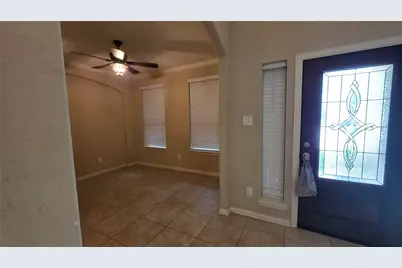 8227 Broadleaf Avenue, Baytown, TX 77521 - Photo 4