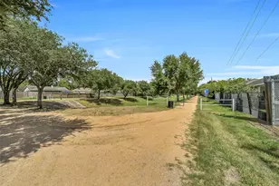 12326 Brandywyne Dr, Houston, TX 77077 - Photo 34