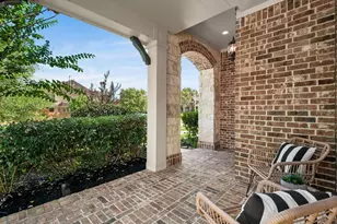 323 Arbor Ridge Ln, Conroe, TX 77384 - Photo 4