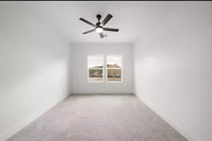 9240 Culver St, Houston, TX 77051 - Photo 8