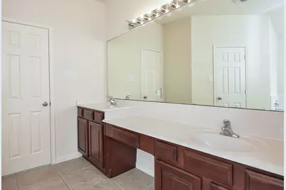 9511 Lakeway View Lane, Humble, TX 77396 - Photo 14