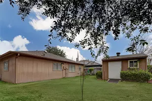 13211 Sharpbill Dr, Houston, TX 77083 - Photo 24