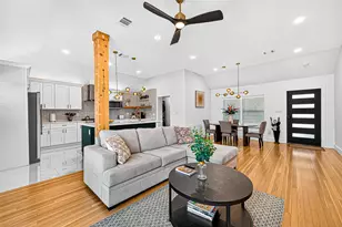 5121 Locust St, Bellaire, TX 77401 - Photo 8