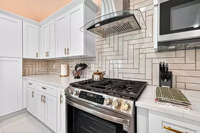 5121 Locust Street, Bellaire, TX 77401 - Photo 18