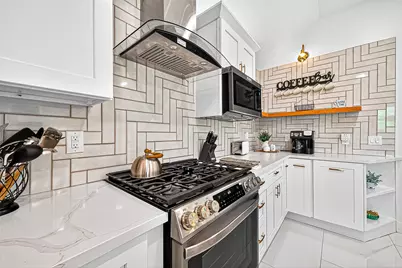 5121 Locust Street, Bellaire, TX 77401 - Photo 16