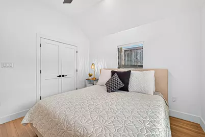 5121 Locust Street, Bellaire, TX 77401 - Photo 32