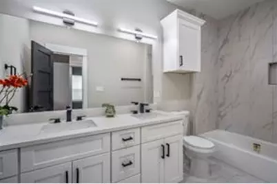 8119 Venus Street #B, Houston, TX 77088 - Photo 10