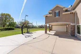 8703 Majesty Ln, Richmond, TX 77469 - Photo 36
