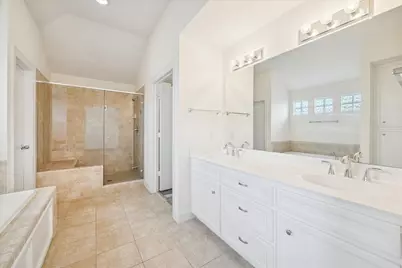 701 E 40th Street, Houston, TX 77022 - Photo 12