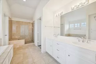 701 E 40th St, Houston, TX 77022 - Photo 12