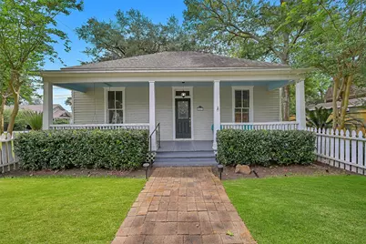 403 S Lee Street, Alvin, TX 77511 - Photo 2