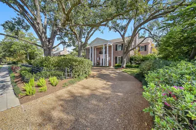 2033 Claremont Lane, Houston, TX 77019 - Photo 2