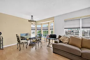 1228 Sailfish St, Bayou Vista, TX 77563 - Photo 6