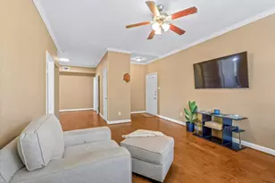 2255 Braeswood Park Dr, Houston, TX 77030 - Photo 12