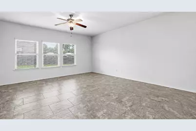 166 Meadow Grove Drive, Conroe, TX 77384 - Photo 10
