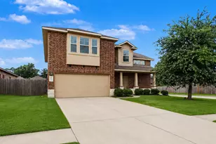 166 Meadow Grove Dr, Conroe, TX 77384 - Photo 2