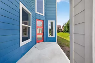 115 Capetown Ln, Conroe, TX 77356 - Photo 4