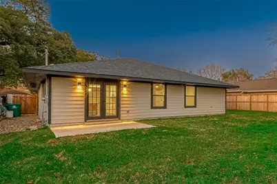 2111 Nina Lee Lane, Houston, TX 77018 - Photo 40