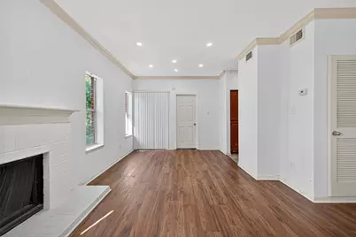 4041 Drake Street #203, Houston, TX 77005 - Photo 8