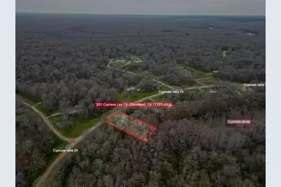 201 Cypress Lakes Circle, Cleveland, TX 77327 - Photo 10