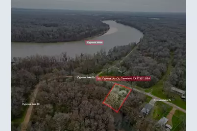 201 Cypress Lakes Circle, Cleveland, TX 77327 - Photo 12