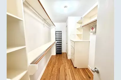 8638 Meadowcroft Drive, Houston, TX 77063 - Photo 22