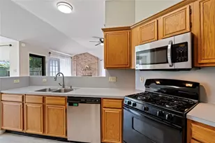 1911 Edinburg Ave, League City, TX 77573 - Photo 16