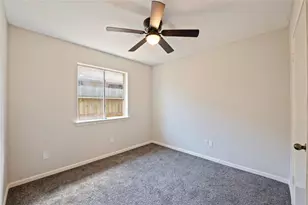 1911 Edinburg Ave, League City, TX 77573 - Photo 28