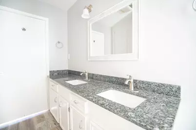 5214 Lodge Creek Drive, Houston, TX 77066 - Photo 10