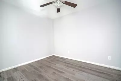 5214 Lodge Creek Drive, Houston, TX 77066 - Photo 14