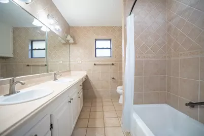 5214 Lodge Creek Drive, Houston, TX 77066 - Photo 10