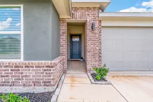 10647 Cascade Crk Dr, Rosharon, TX 77583 - Photo 2