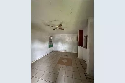 1117 3rd Avenue N, Texas City, TX 77590 - Photo 8