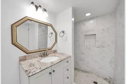 832 Wax Myrtle Lane #832, Houston, TX 77079 - Photo 24