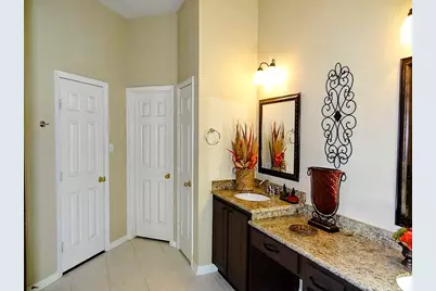 10114 Crescent Bluff Lane, Houston, TX 77070 - Photo 28