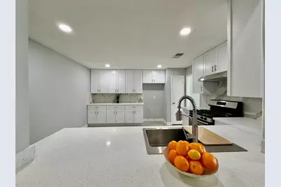 10722 Sashay Drive, Houston, TX 77099 - Photo 6
