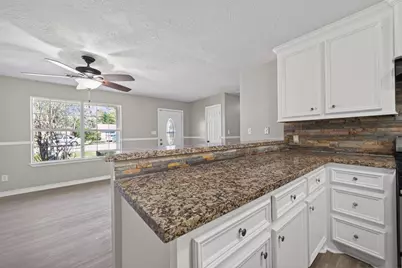 210 N Shirley Lane, Willis, TX 77378 - Photo 16