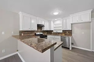 210 N Shirley Ln, Willis, TX 77378 - Photo 12