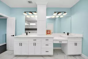 1309 24th St, Dickinson, TX 77539 - Photo 16