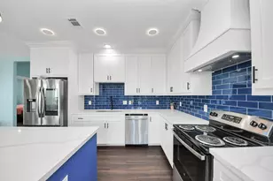 1309 24th St, Dickinson, TX 77539 - Photo 10