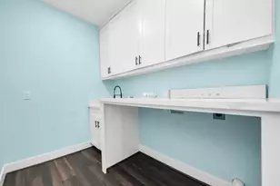 1309 24th St, Dickinson, TX 77539 - Photo 20