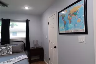 5815 Schevers St, Houston, TX 77033 - Photo 34