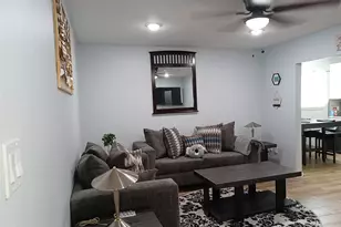 5815 Schevers St, Houston, TX 77033 - Photo 20