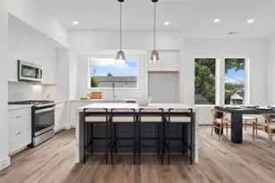 216 E 31st 1/2 St, Houston, TX 77018 - Photo 8