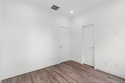 216 E 31st 1/2 Street #C, Houston, TX 77018 - Photo 32