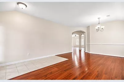 5402 Rosehaven Court, Sugar Land, TX 77479 - Photo 4